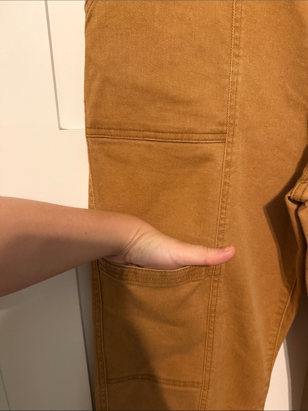 Jessica Simpson Straight-Leg Utility Cargo Pants in Tan Brown Gorpcore Size 31 - Picture 9 of 11